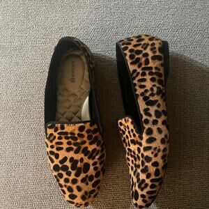 Women’s Animal Print Birdies flats size 7